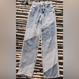 PacSun jeans, size 23, fits size 0

Stylish Two-Tone Blue Jeans